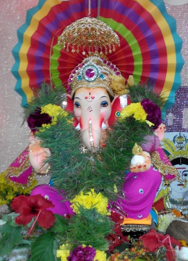 आमच्या बद्दल थोडेसे …